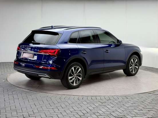 AUDI-Q5-2023