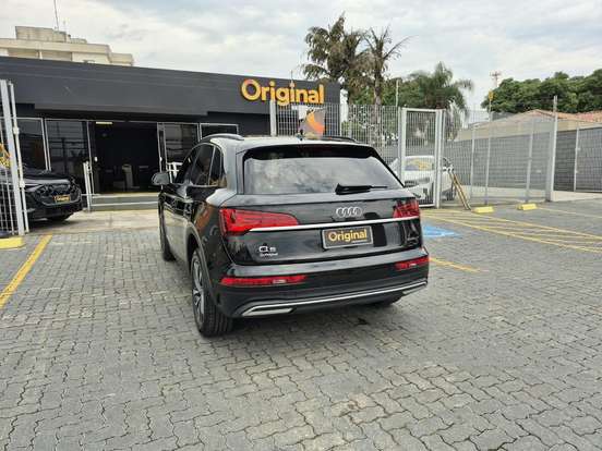 AUDI-Q5-2.0 45 TFSI GASOLINA PRESTIGE QUATTRO S TRONIC AUDI-Q5-2024