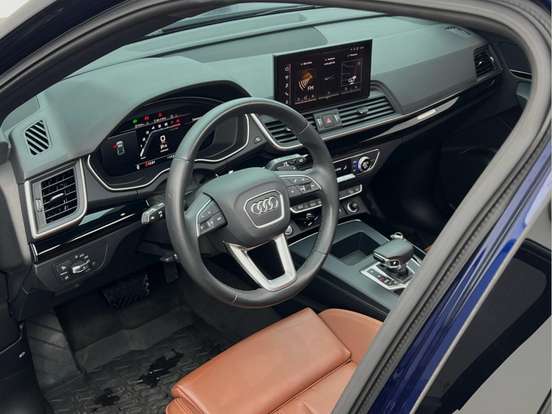 AUDI-Q5-2023