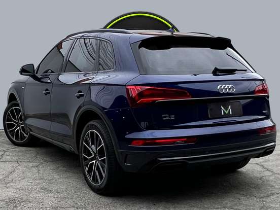 AUDI-Q5-2023