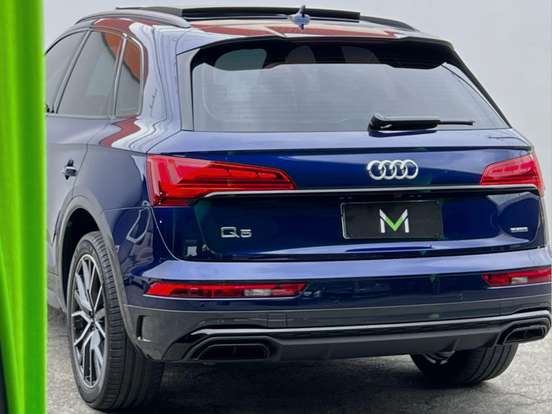 AUDI-Q5-2023