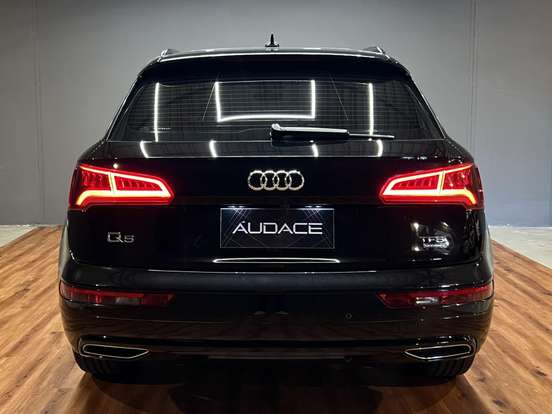AUDI-Q5-2.0 TFSI GASOLINA AMBIENTE S TRONIC AUDI-Q5-2018