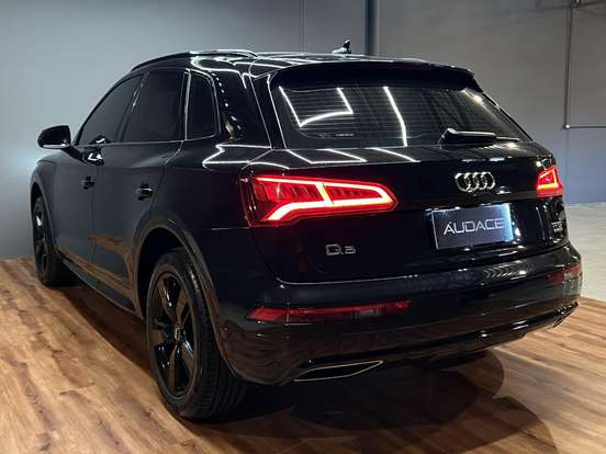AUDI-Q5-2018