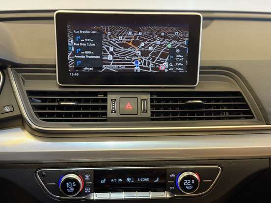 AUDI-Q5-2019