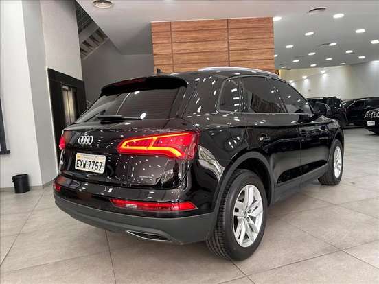 AUDI-Q5-2019
