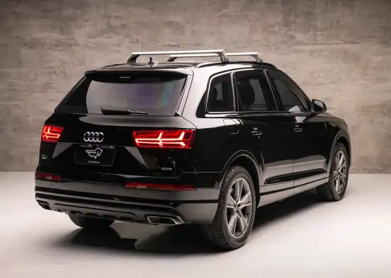 AUDI-Q7-2019