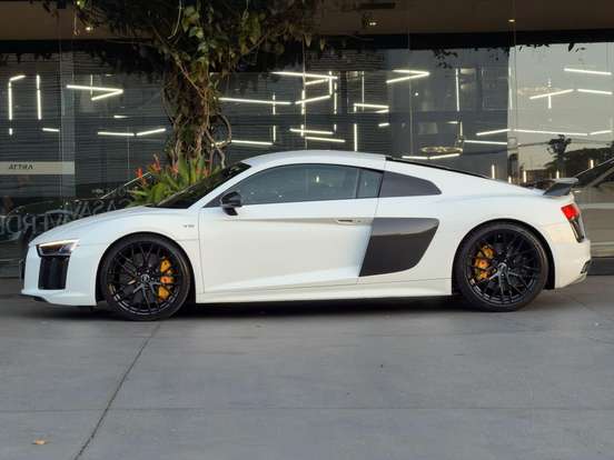AUDI-R8-5.2 FSI COUPE PLUS QUATTRO V10 40V GASOLINA 2P S TRONIC AUDI-R8-2017