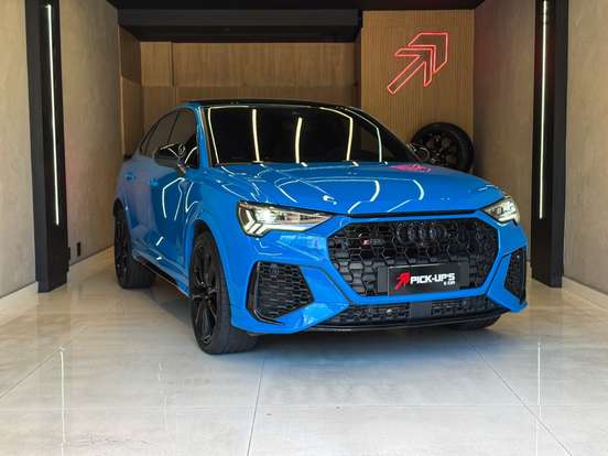 AUDI-RS Q3-2021