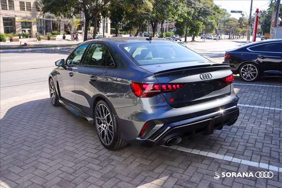 AUDI-RS3-2025