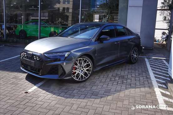 AUDI-RS3-2025