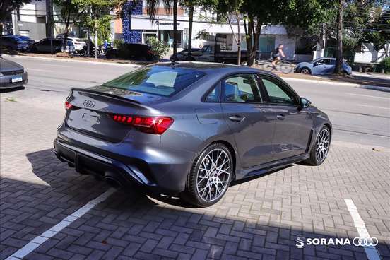 AUDI-RS3-2025