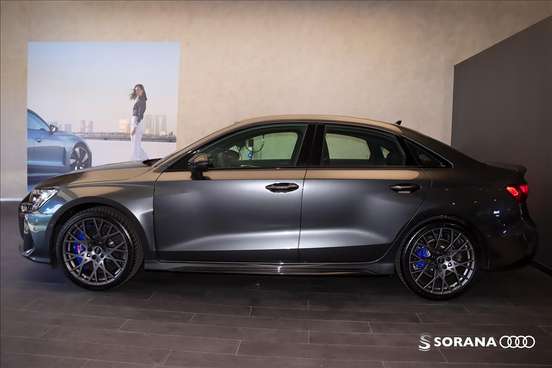 AUDI-RS3-2025