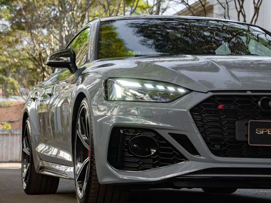 AUDI-RS5-2022