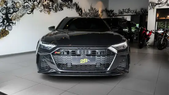 AUDI-RS6-2023