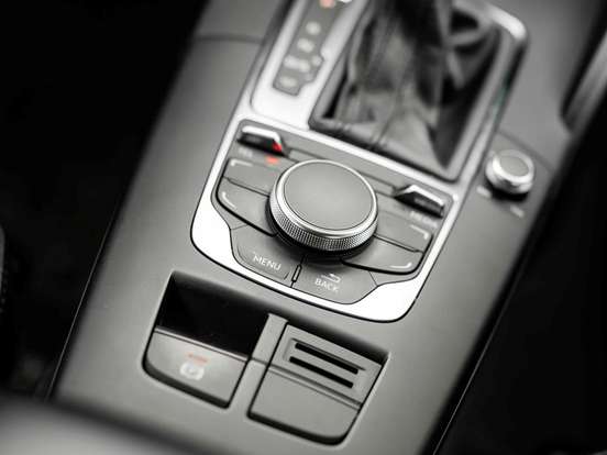AUDI-A3-1.4 TFSI SEDAN 16V GASOLINA 4P S-TRONIC AUDI-A3-2015