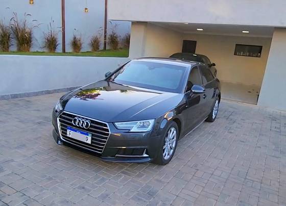 AUDI A4 2.0 TFSI ATTRACTION GASOLINA 4P S TRONIC