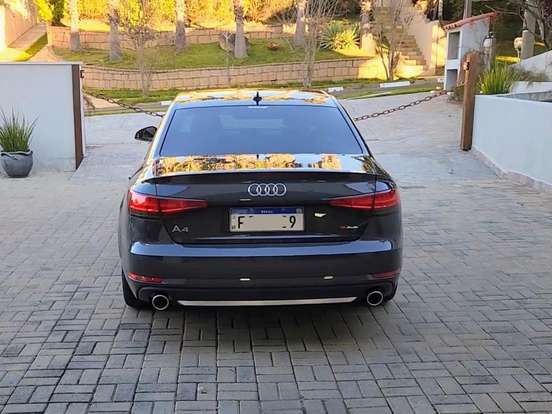 AUDI-A4-2.0 TFSI ATTRACTION GASOLINA 4P S TRONIC AUDI-A4-2018