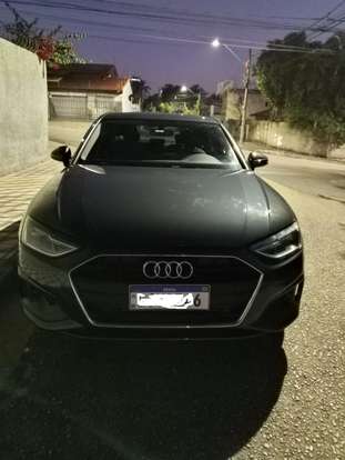 AUDI-A4-2022