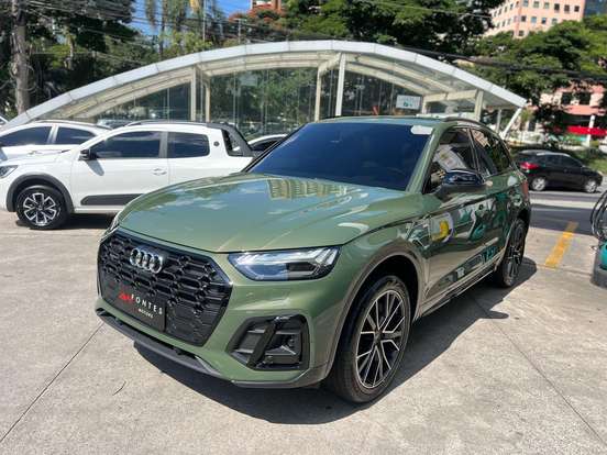 AUDI-Q5-2023