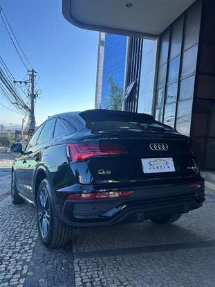 AUDI-Q5-2023