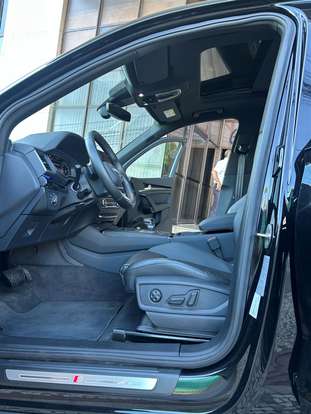 AUDI-Q5-2023