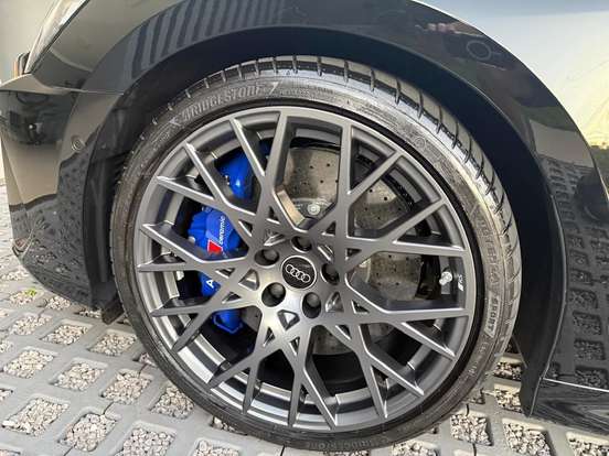 AUDI-RS3-2.5 TFSI GASOLINA SEDAN TRACK QUATTRO S-TRONIC AUDI-RS3-2025