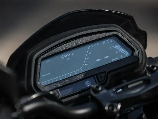 BAJAJ-DOMINAR 250 BAJAJ-DOMINAR 250-2026