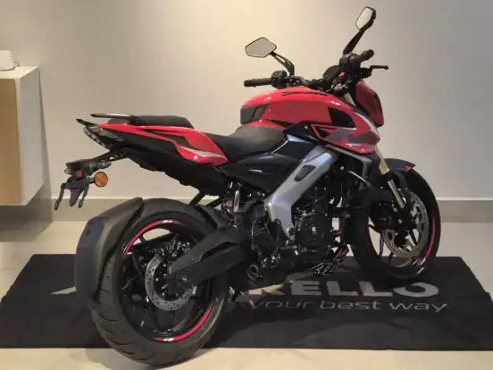 BAJAJ-DOMINAR NS400Z-2026