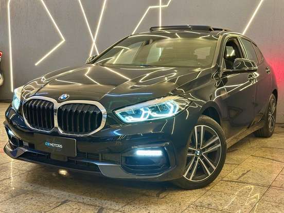 BMW-118i-2022