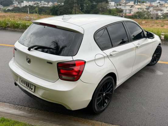 BMW-118i-1.6 16V TURBO GASOLINA 4P AUTOMÁTICO BMW-118i-2012