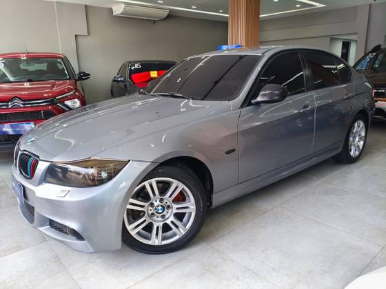 BMW 318i 2.0 SEDAN 16V GASOLINA 4P AUTOMÁTICO