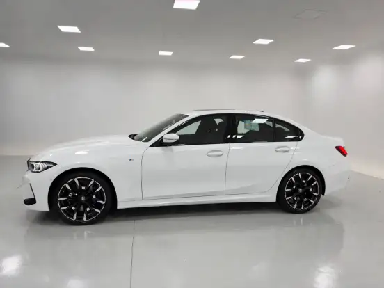 BMW-320i-2026