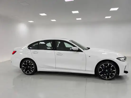 BMW-320i-2026