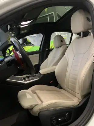 BMW-320i-2024