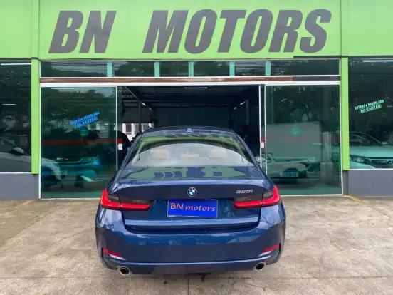 BMW-320i-2.0 16V TURBO FLEX SPORT GP AUTOMÁTICO BMW-320i-2024