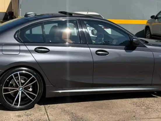 BMW-320i-2.0 16V TURBO GASOLINA M SPORT AUTOMÁTICO BMW-320i-2020