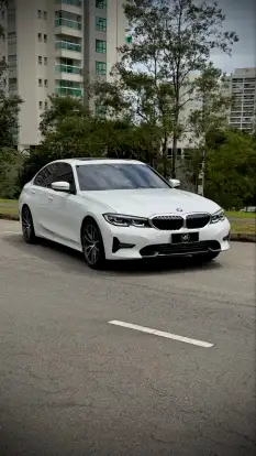 BMW-320i-2019