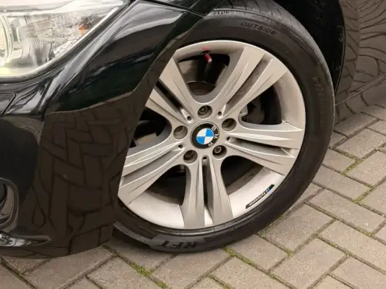 BMW-320i-2.0 SPORT GP 16V TURBO ACTIVE FLEX 4P AUTOMÁTICO BMW-320i-2015