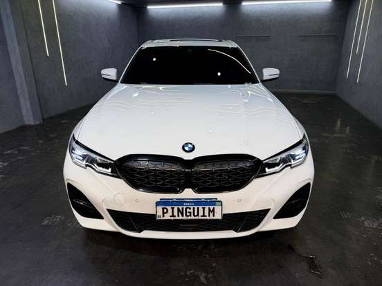 BMW-320i-2021