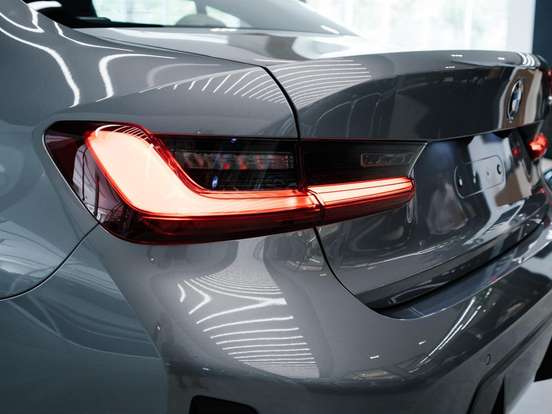 BMW-320i-2026