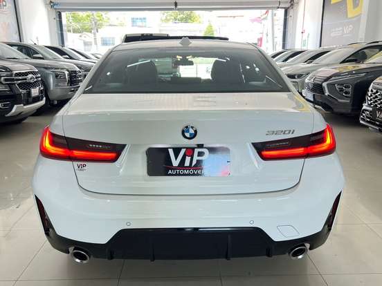 BMW-320i-2.0 16V TURBO FLEX M SPORT AUTOMÁTICO BMW-320i-2025