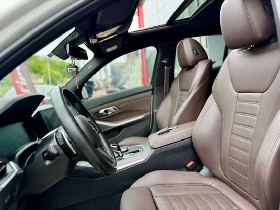 BMW-320i-2.0 16V TURBO FLEX M SPORT AUTOMÁTICO BMW-320i-2022