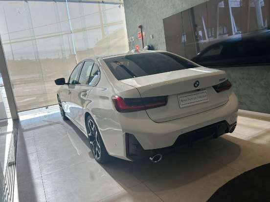 BMW-320i-2.0 16V TURBO FLEX M SPORT AUTOMÁTICO BMW-320i-2025