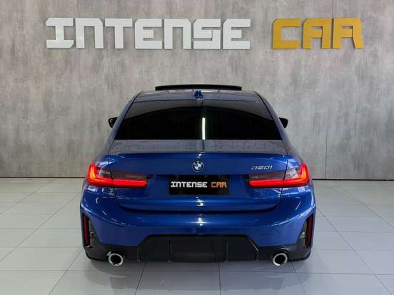 BMW-320i-2.0 16V TURBO FLEX M SPORT AUTOMÁTICO BMW-320i-2022