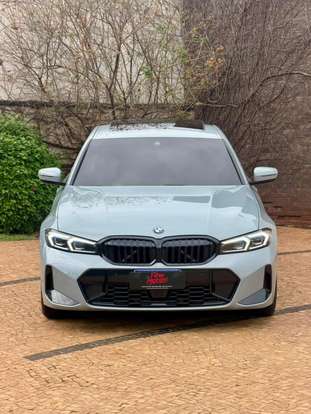 BMW-320i-2023