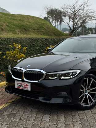 BMW-320i-2021