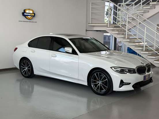 BMW-320i-2020
