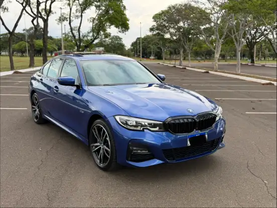 BMW-330e-2022