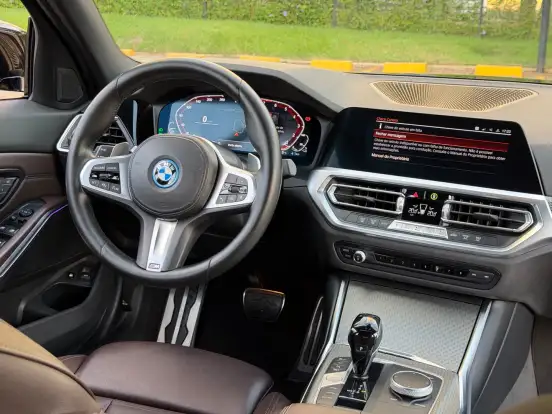 BMW-330e-2.0 16V TURBO HÍBRIDO M SPORT AUTOMÁTICO BMW-330e-2021