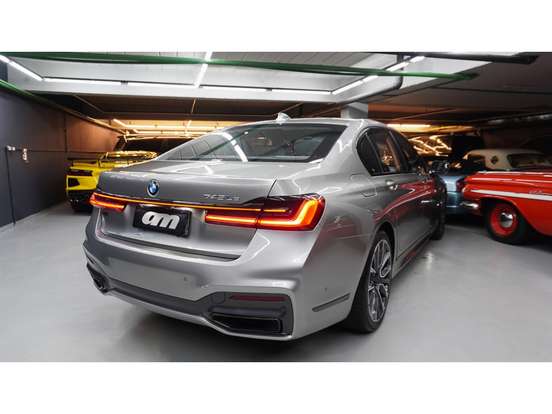 BMW-745Le-2020